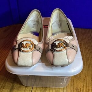 Michael Kors flat shoes